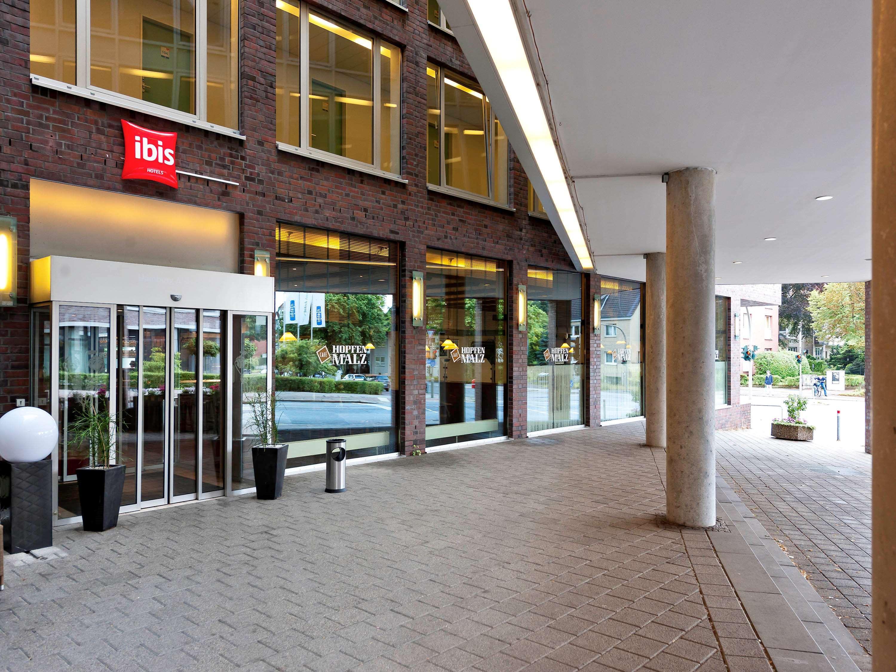 Hotel ibis Hamburg Alsterring Exterior foto
